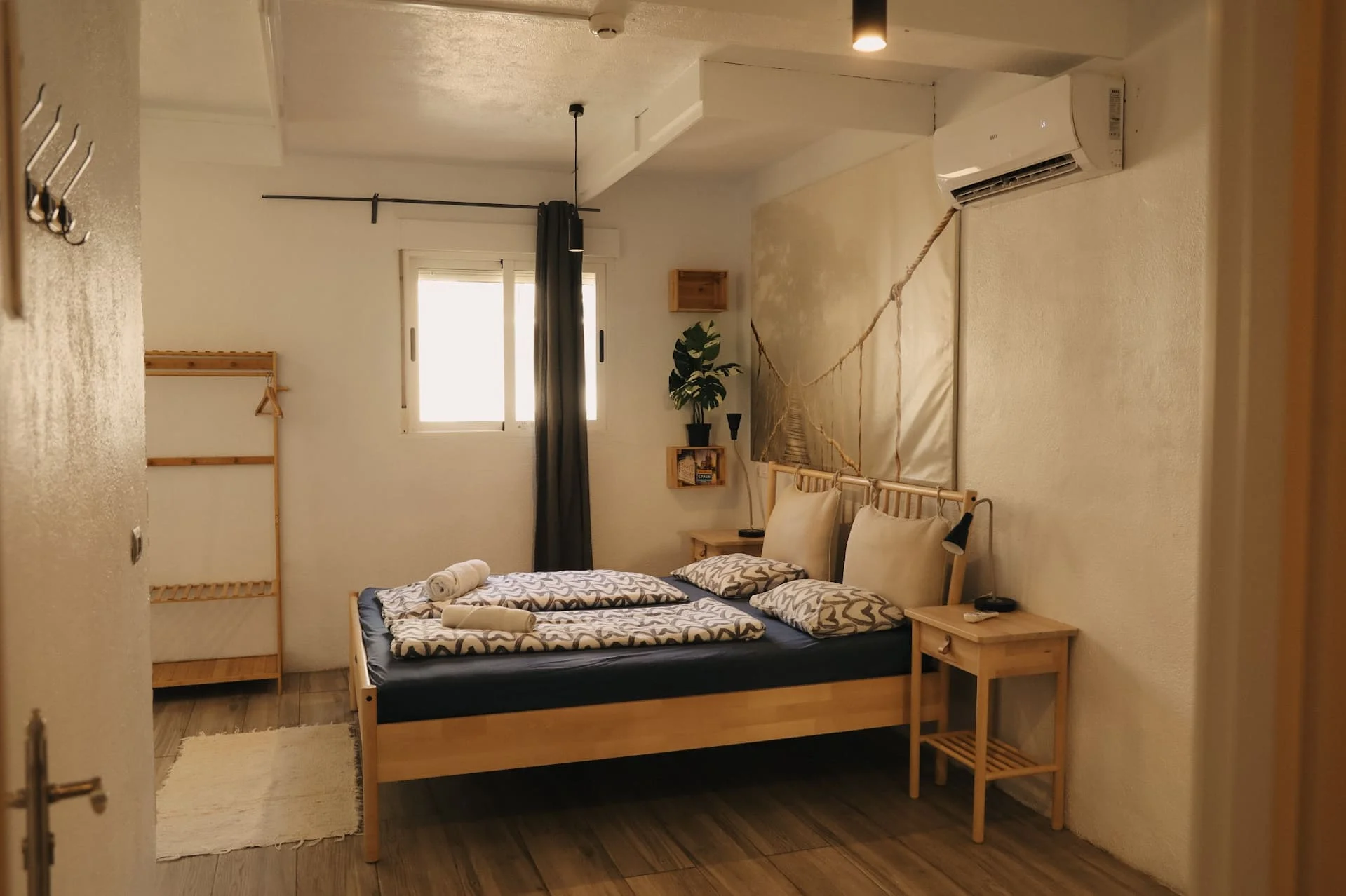 Double private room at Onefam Paralelo, hostel in Barcelona