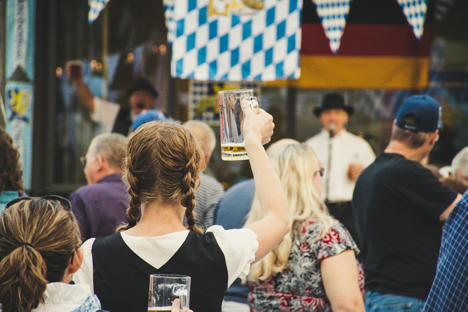 Oktoberfest 2025 in munich | Book your stay at Onefam in any of our eight European cities.